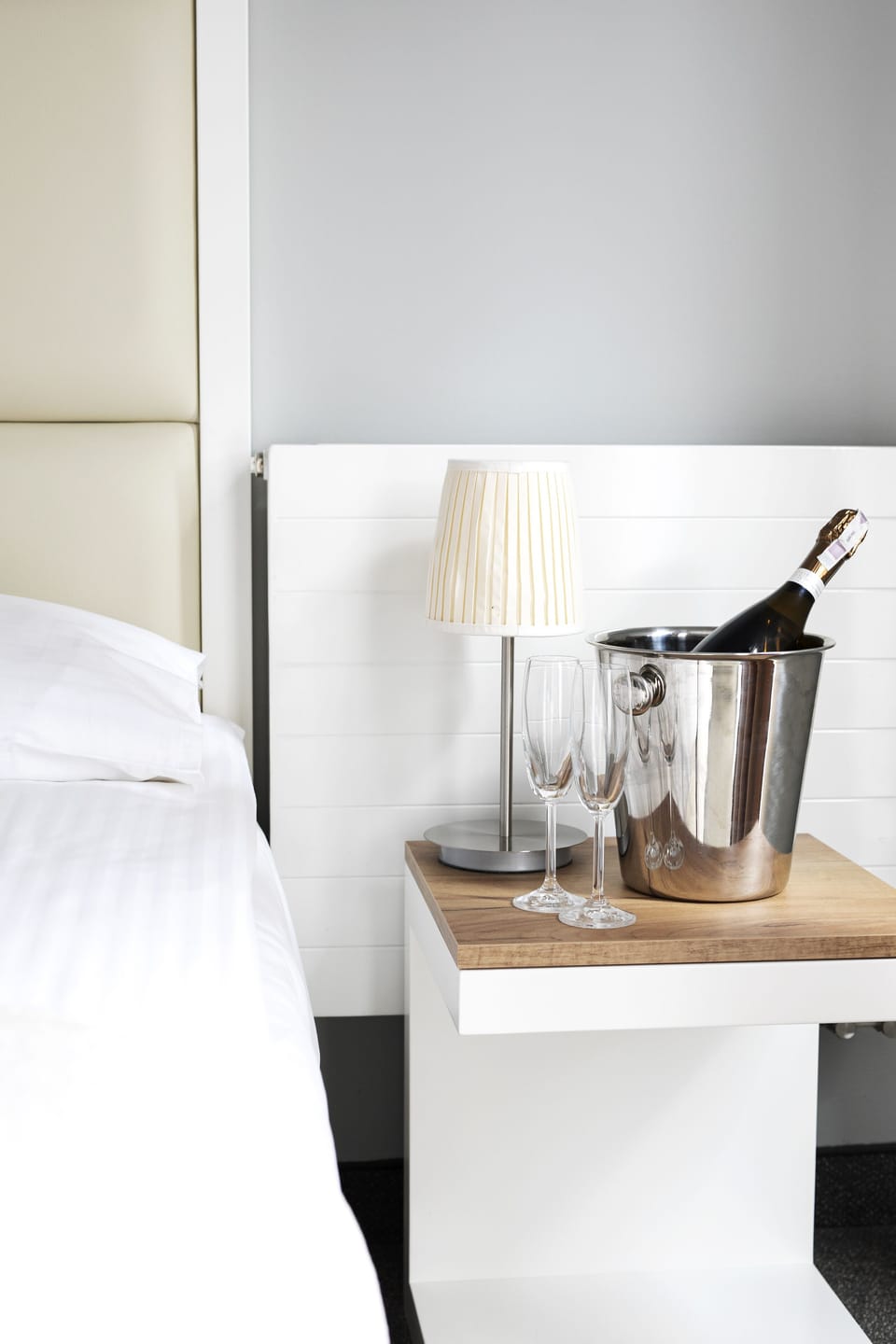 1 bedroom, in-room safe, desk, iron/ironing board