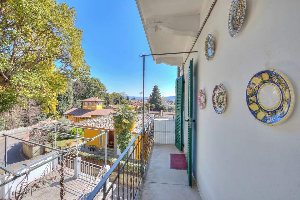 Standard Studio, Balcony, Lake View (Nido Belvedere AC and Lake View) | Balcony