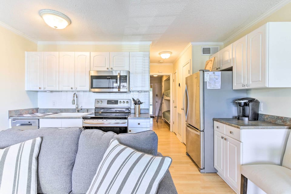 Kitchen | Keurig Coffee Maker