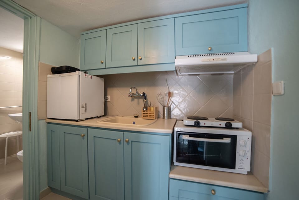 Mini-fridge, oven, highchair, toaster oven