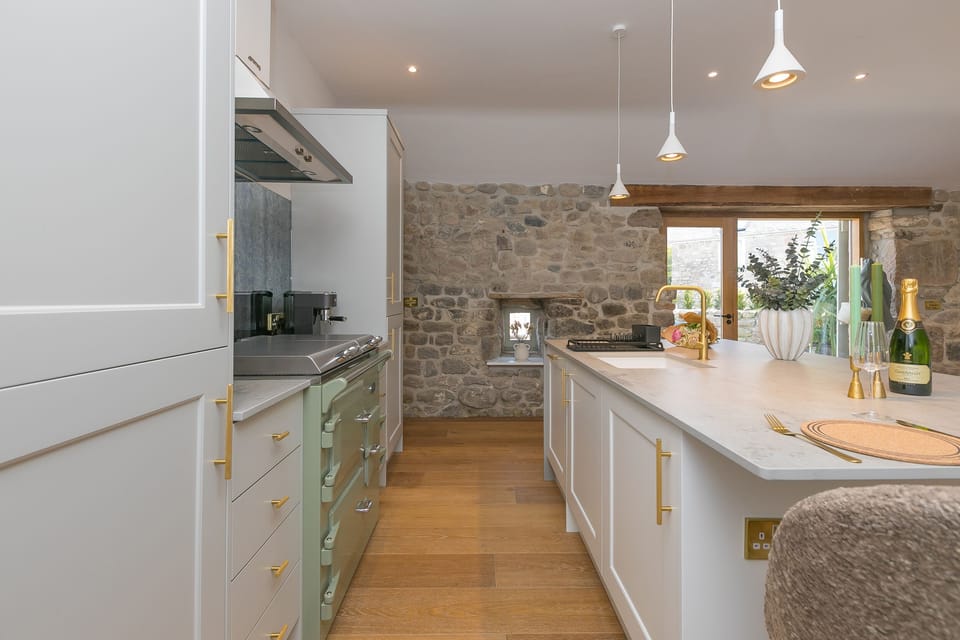 Cottage | Interior