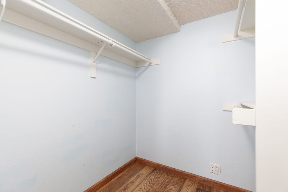 Primary Suite Closet