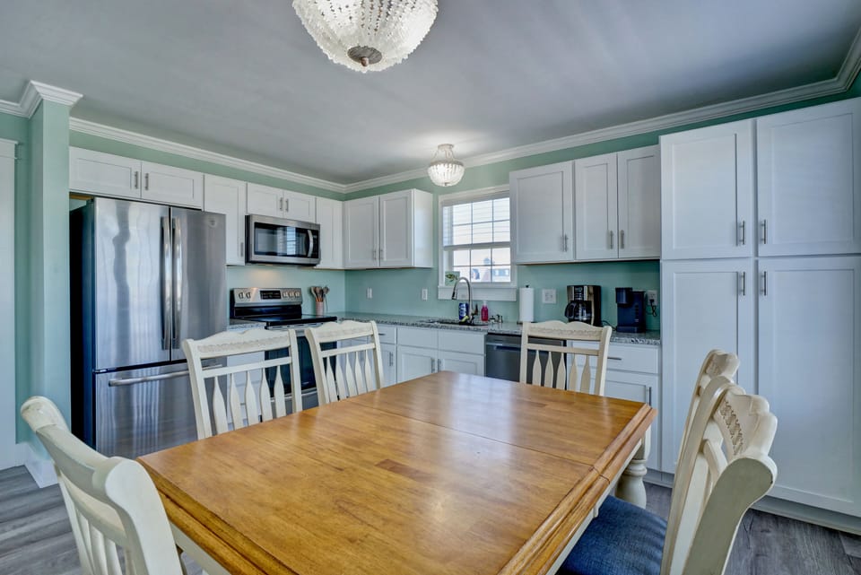 Dinning table