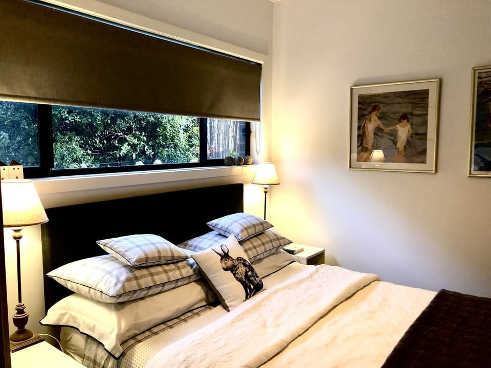 Queen sized bedroom