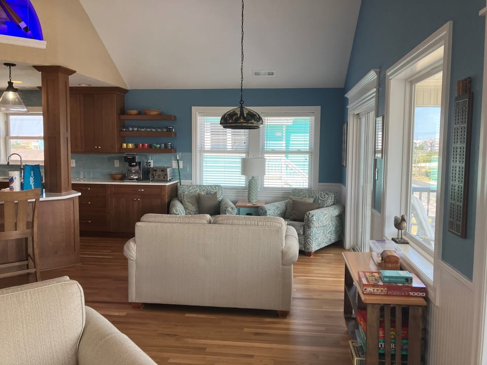 NH455: Turning Tide | TL Living Area