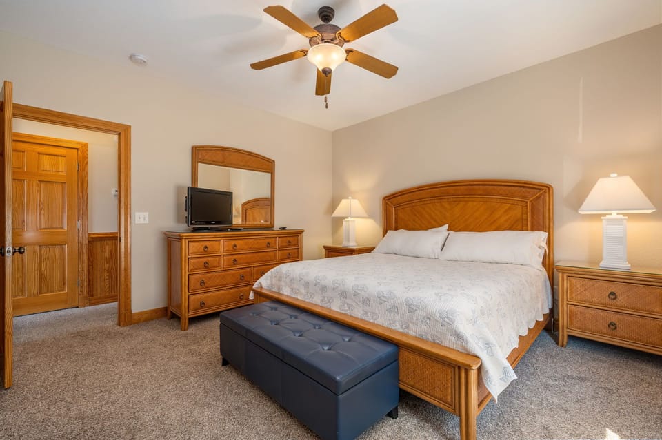 KDH342: Turtle's Nest | ML Bedroom 9 - King, Private Bath