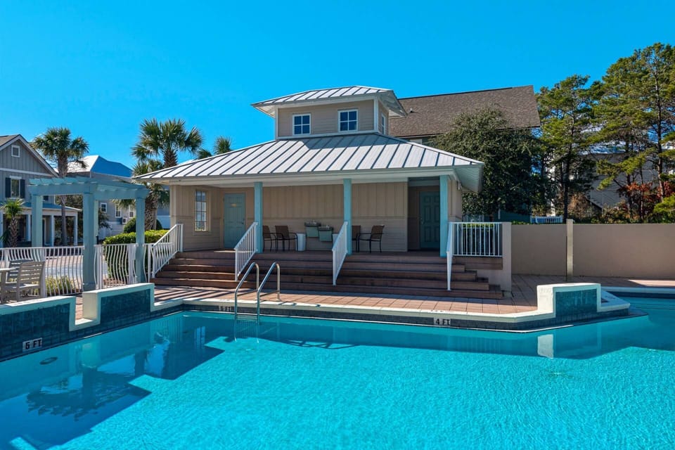 The community poolat Serenity at Dune Allen