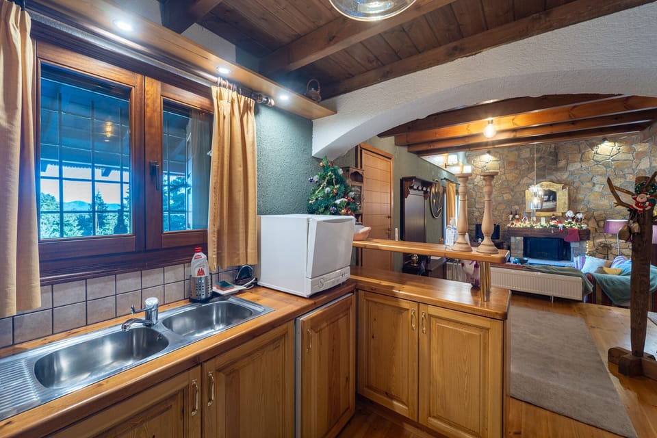 Chalet | Private kitchen | Espresso maker, electric kettle