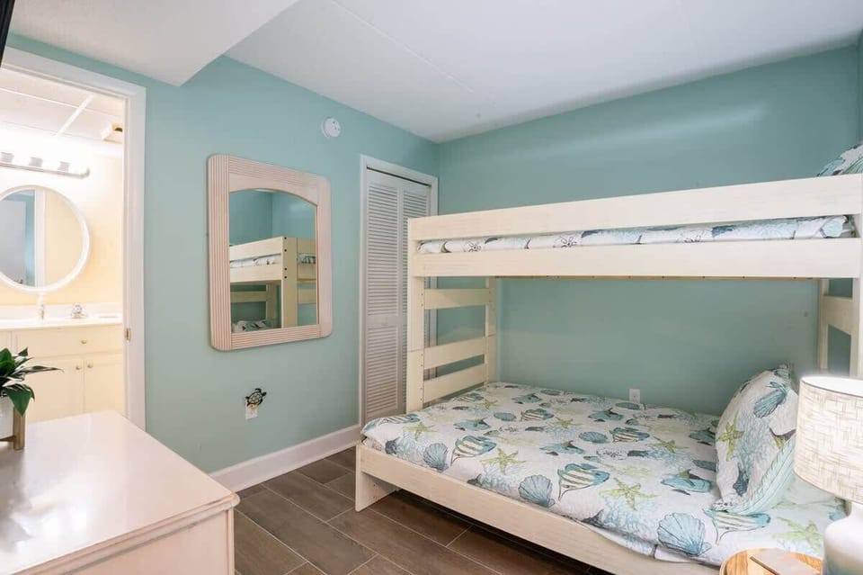 Bedroom 2 Sleeps up to 3 Twin over Full Bunk