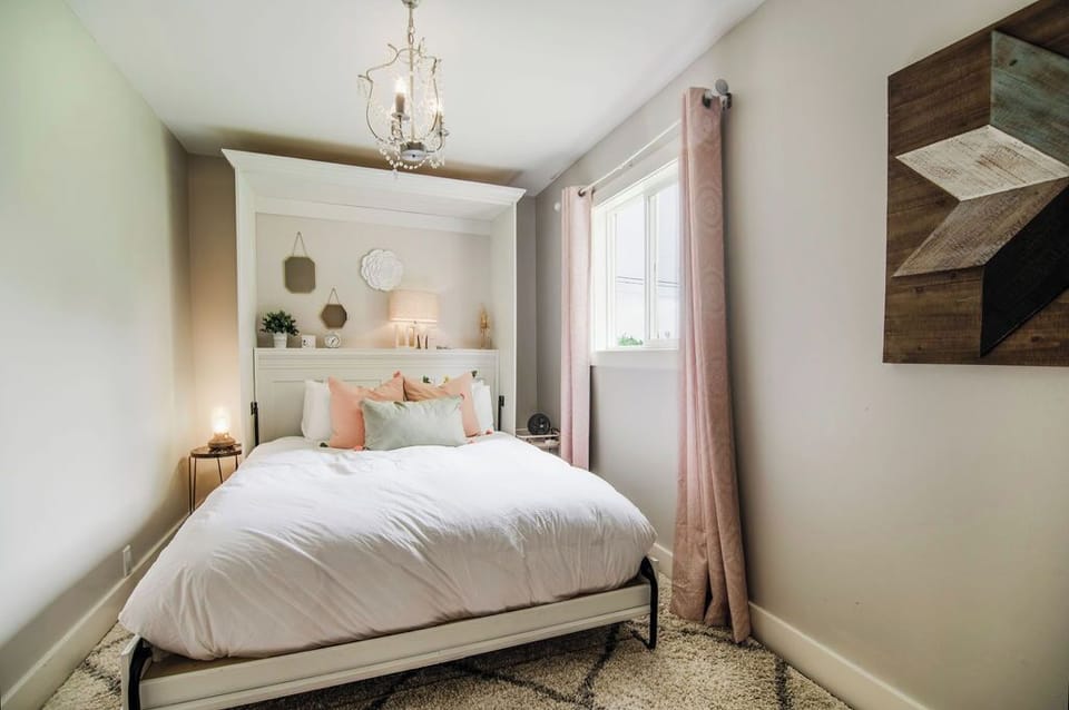 Queen bed