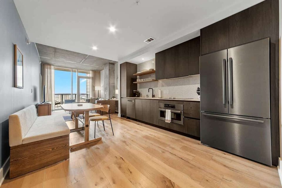 kitchen/dining