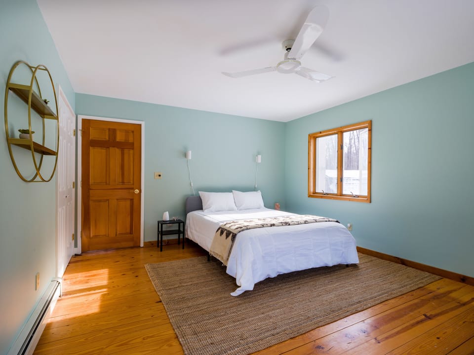 Calming Mountain View Queen Bedroom 1 