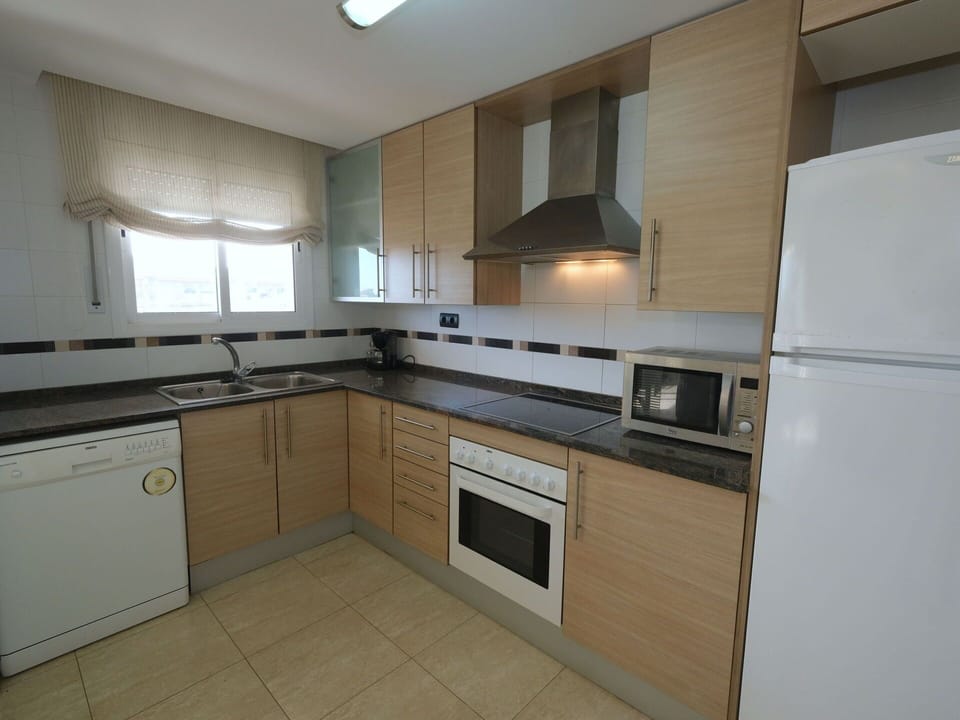 Cabinetry, Countertop, Sink, Kitchen Sink, Kitchen Stove, Tap, Kitchen Appliance, Home Appliance, Building, Kitchen