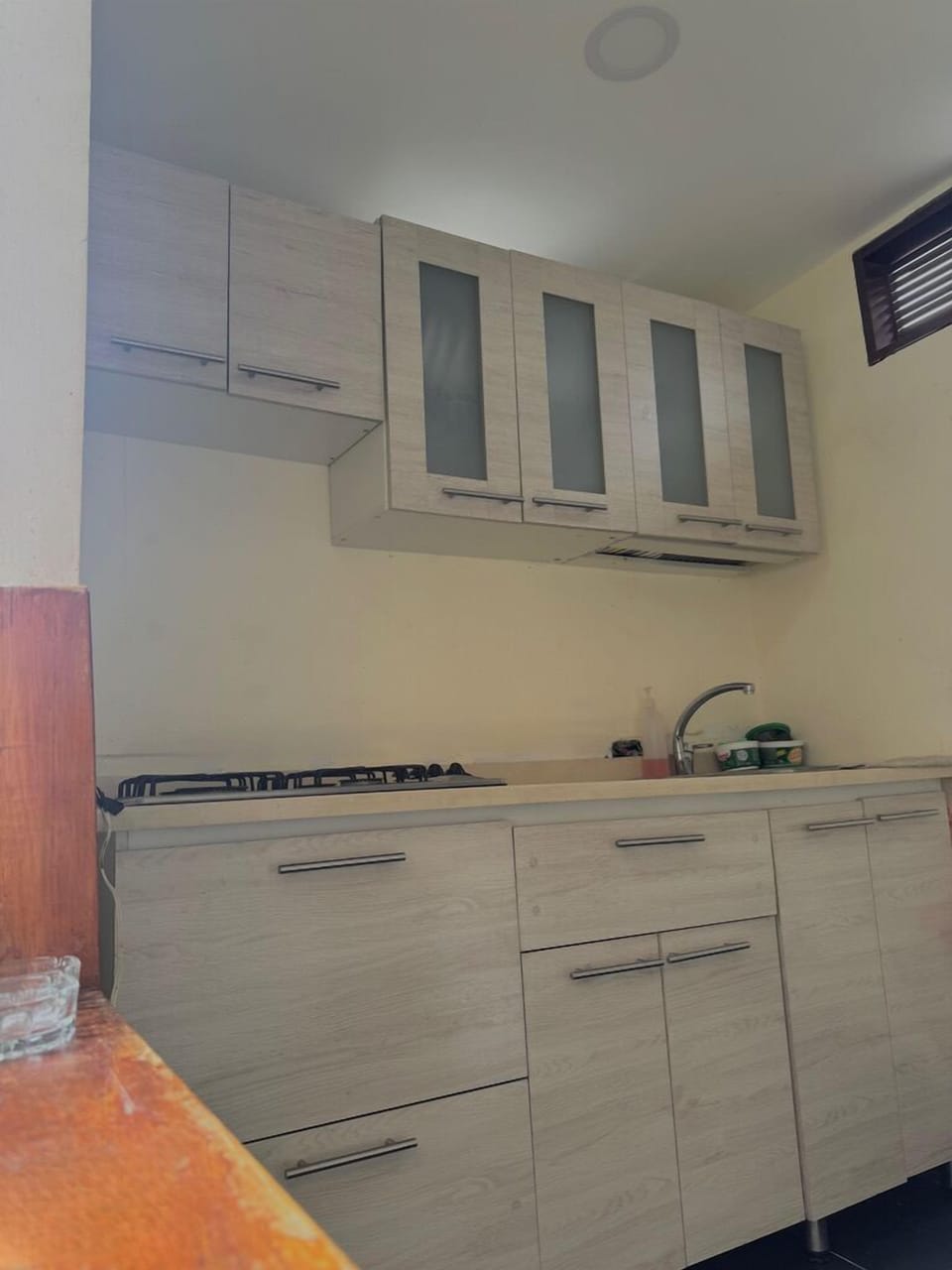 Fridge, dishwasher, blender, coffee grinder