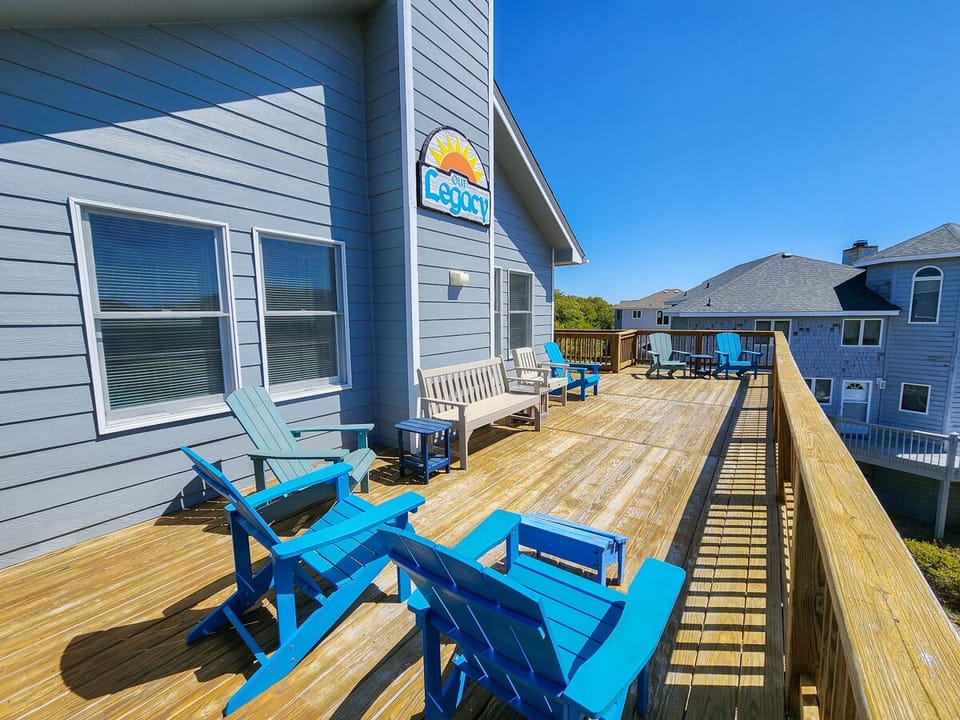 Sundeck 2023
