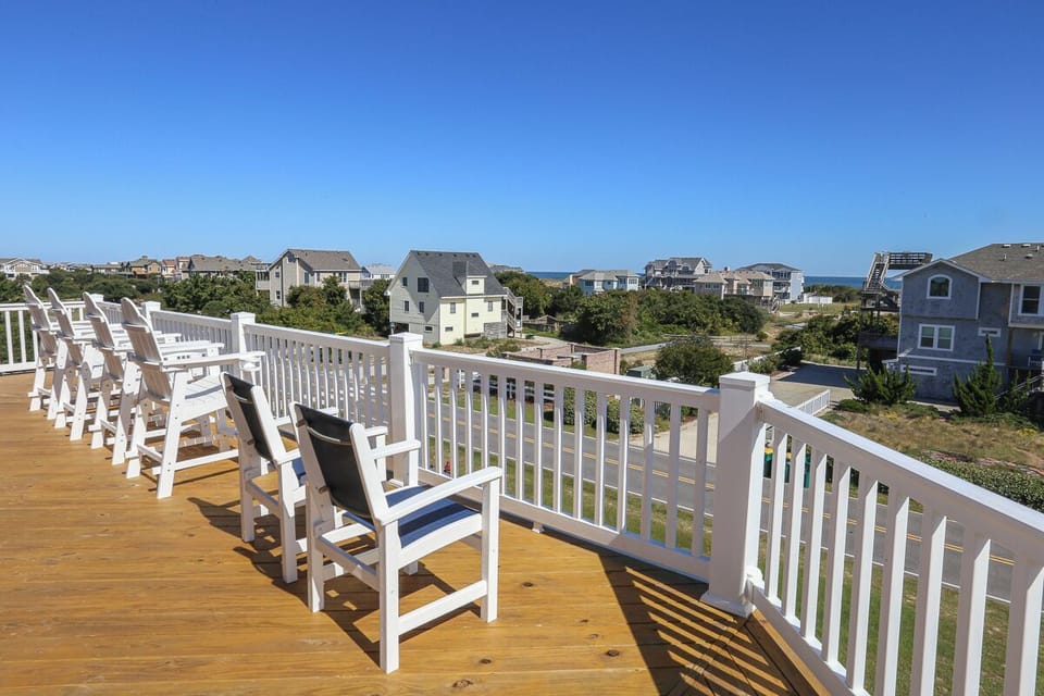 Sundeck 2024