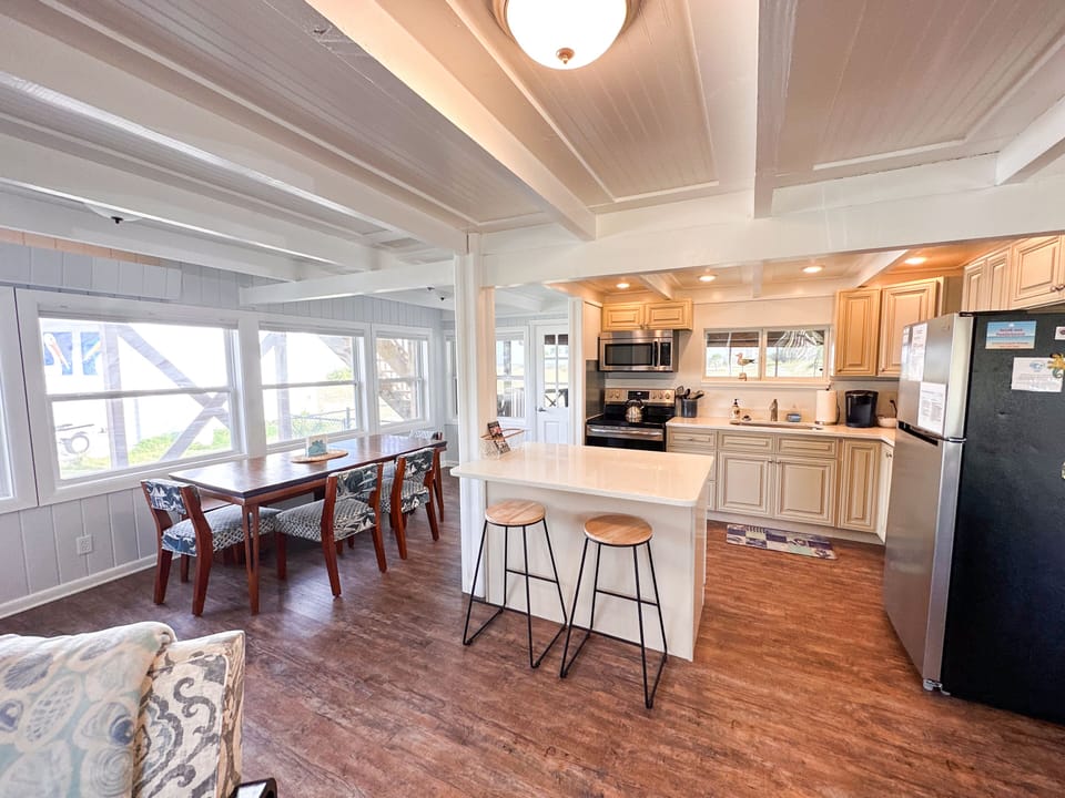 Tarpon Point Beach House Kitchen 
Fully Equipped 
Dining Area