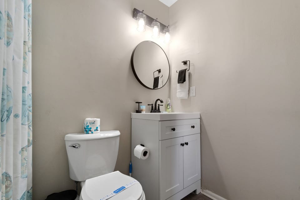 UPDATED MAIN BATHROOM