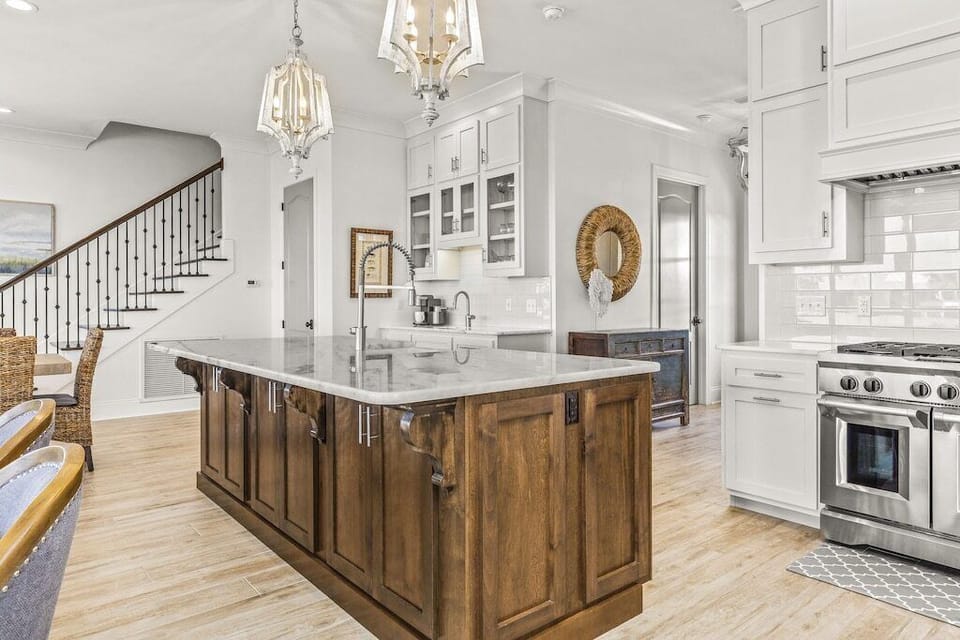 Kitchen Island (4 seats not pictured)
