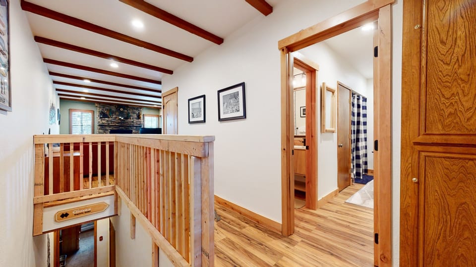 Condo, 3 Bedrooms | Interior