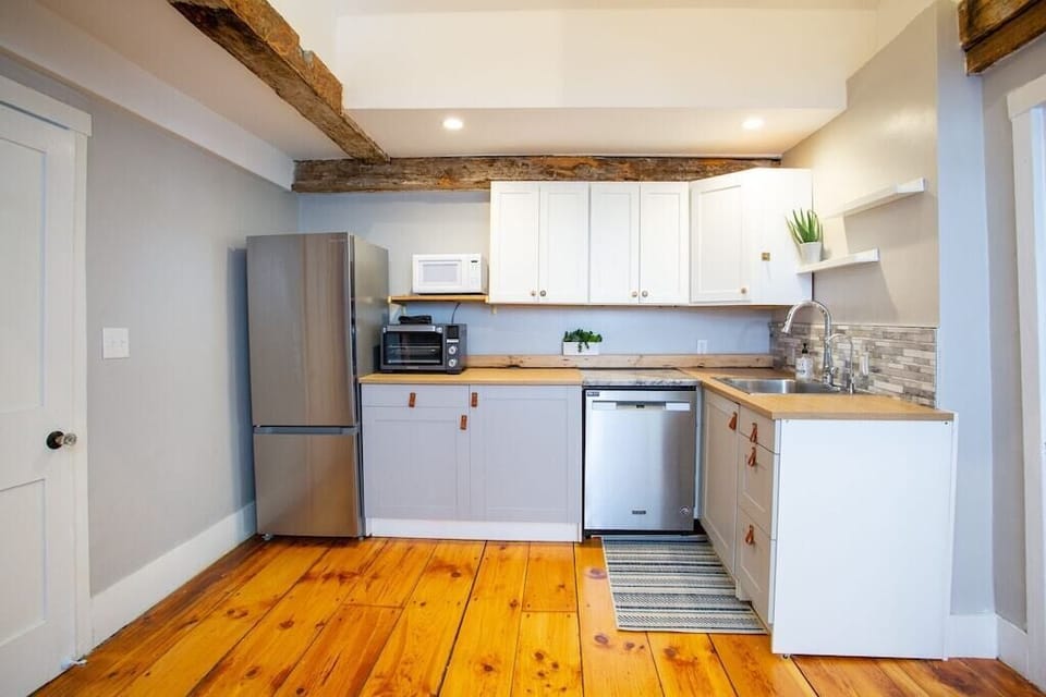 Kitchenette