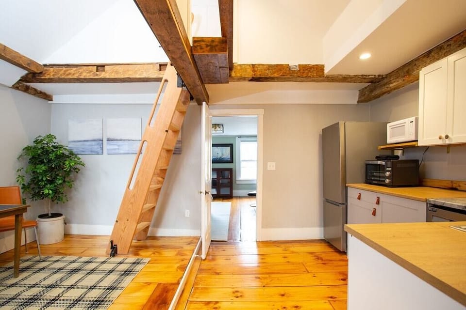 Loft ladder is locked -inquire with owner