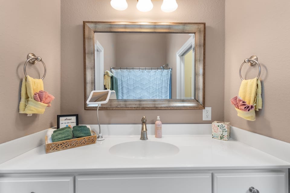 Jack & Jill Bathroom