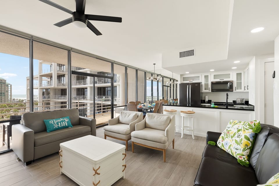 Open concept Living Area and Kitchen