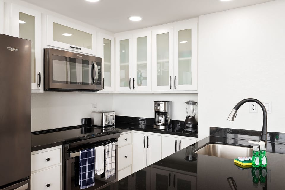 Fully Stocked Kitchen