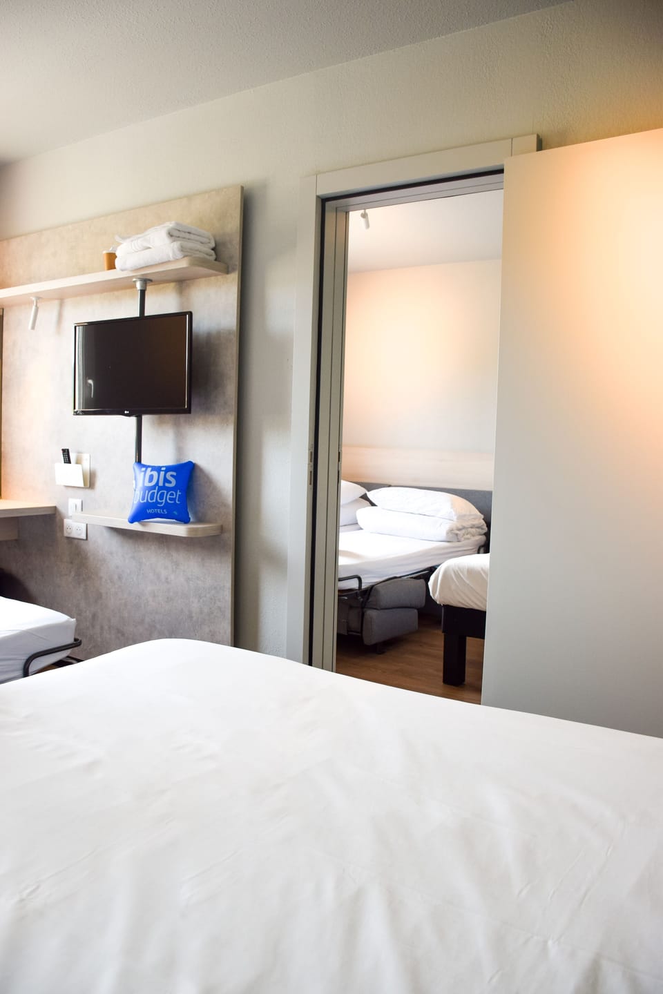 Family Room, Multiple Beds | Hypo-allergenic bedding, individually decorated, individually furnished