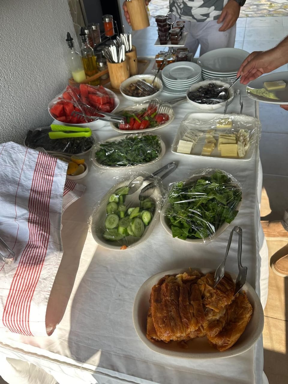 Daily buffet breakfast (TRY 500 per person)