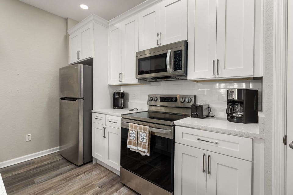 Stainless steel appliances - Disney Retreat