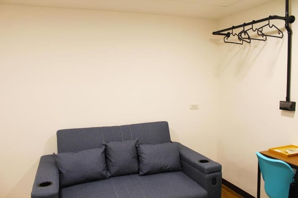 Superior Triple Room | Desk, free WiFi