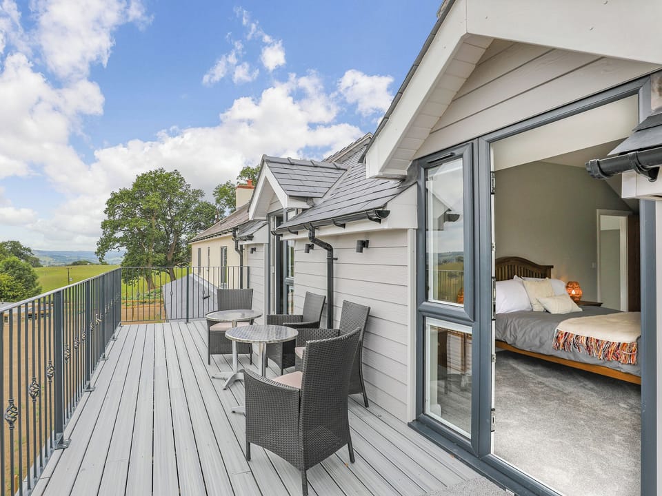 Balcony | Upper Bryn Y Groes, Meifod