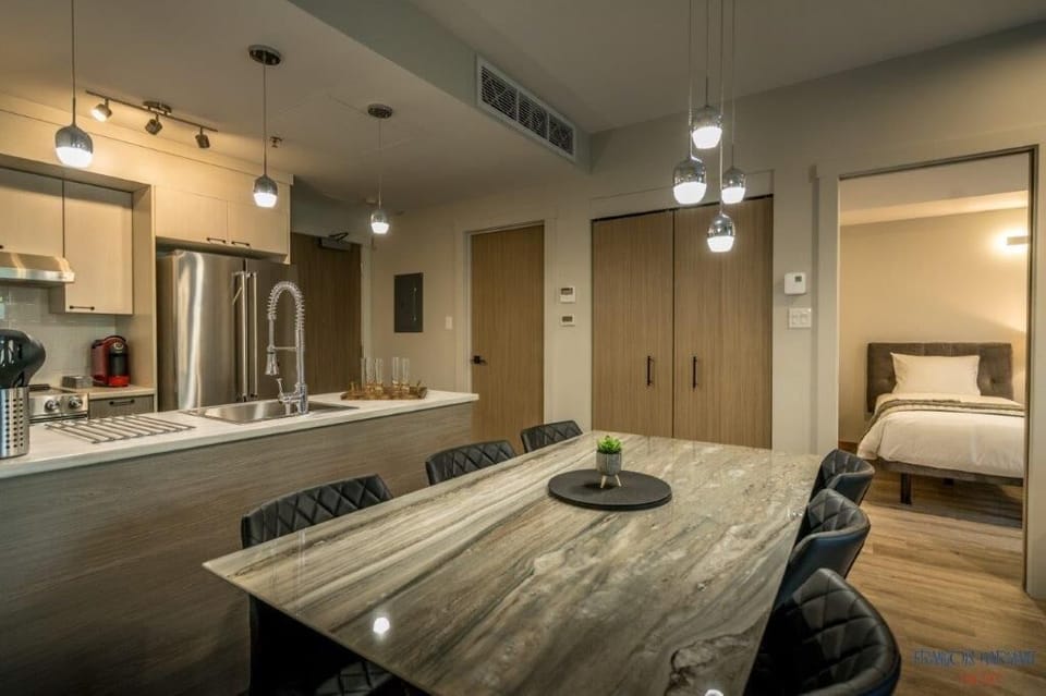 Prestige One - Bedroom Suite | Private kitchen | Coffee/tea maker, highchair, dining tables