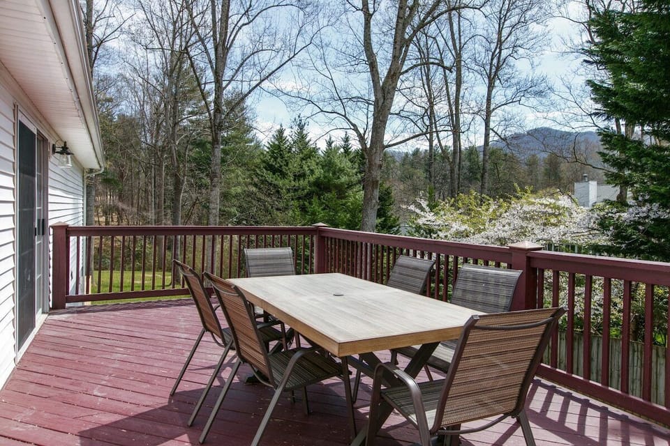 dining area with gas grill on the deck