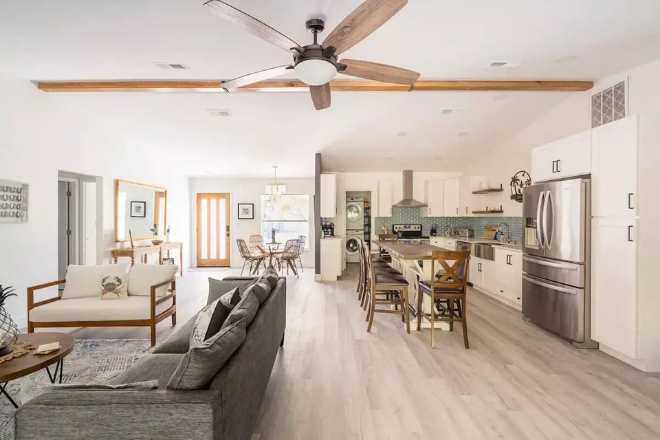 Bright, light, open floor plan