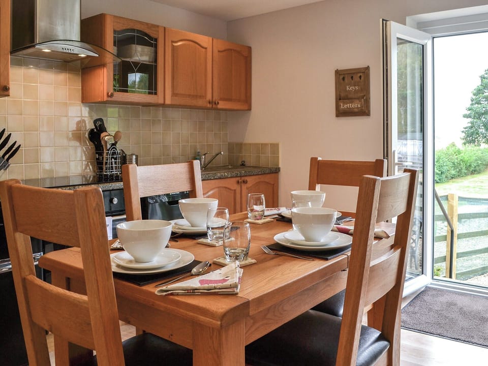 Dining Area | The Sheep Shed - East Yorkshire Cottages, Bridlington