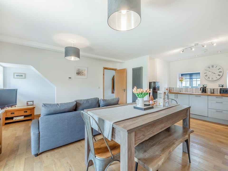 Open plan living space | Piggy in the Middle - Old Highwood, Dunkeswell