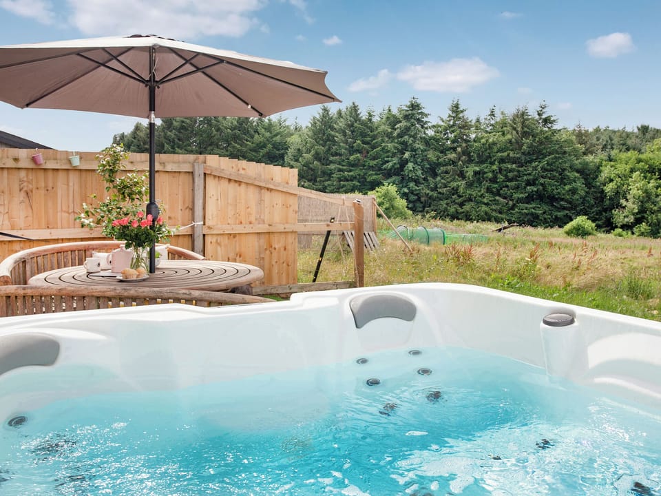 Hot tub | Hog End - Old Highwood, Dunkeswell
