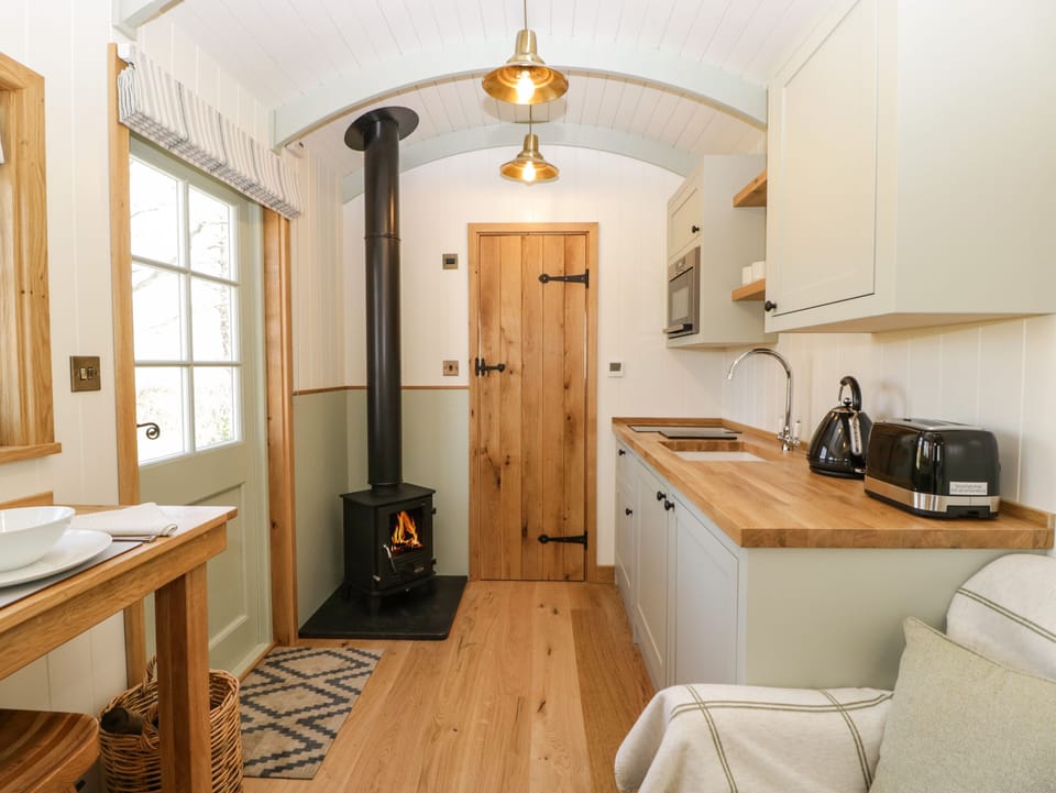 Cottage | Interior
