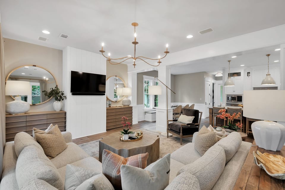 1st Floor Living Room