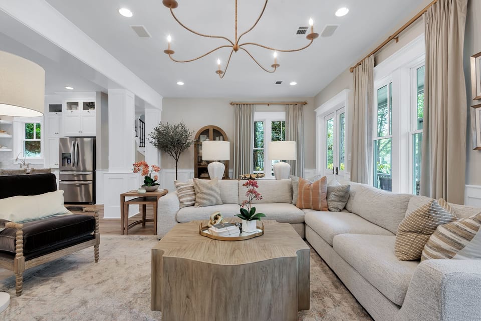1st Floor Living Room