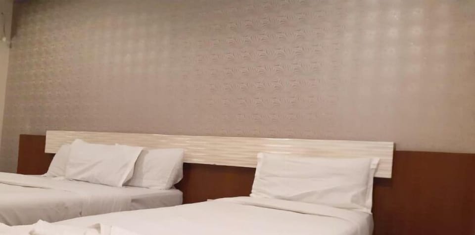 Family Triple Room | Egyptian cotton sheets, premium bedding, free WiFi, bed sheets