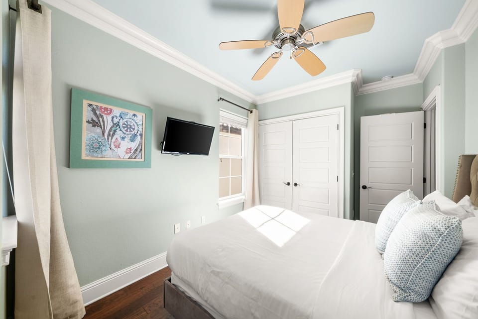 35-web-or-mls-1843 Boardwalk Dr -1
