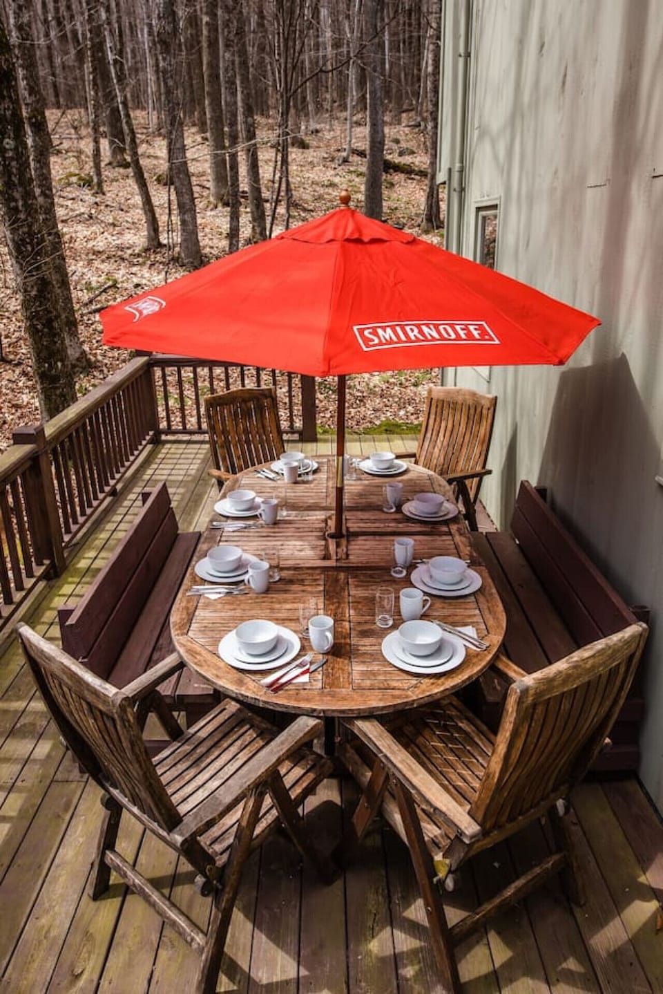 Outdoor dining – enjoy meals with a view.
