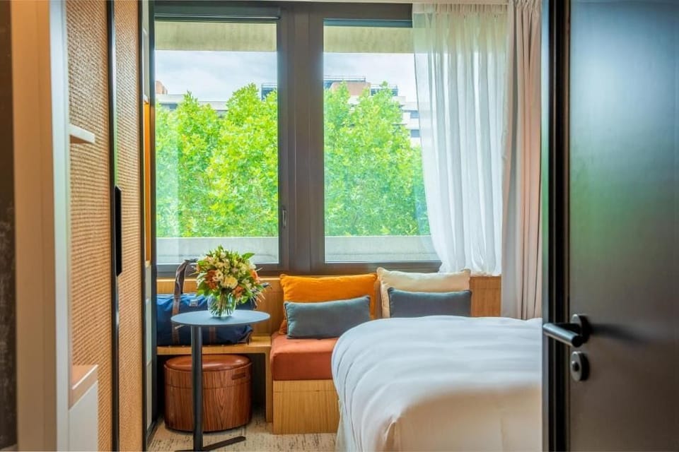 Room, 1 King Bed, Park View | Premium bedding, in-room safe, individually decorated