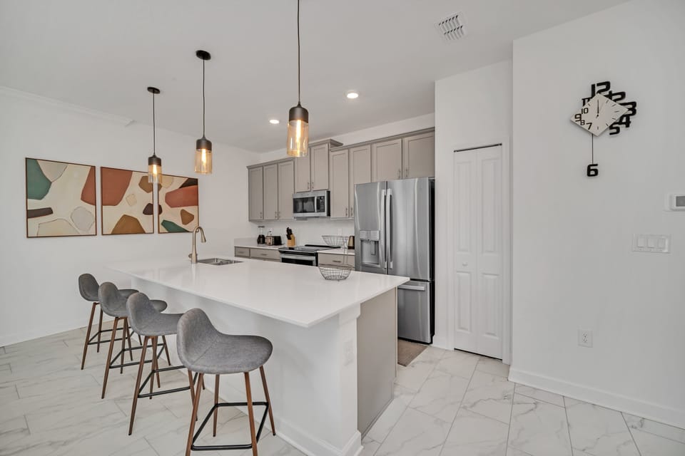 4228 Paragraph Dr, Storey Lake_08.jpg