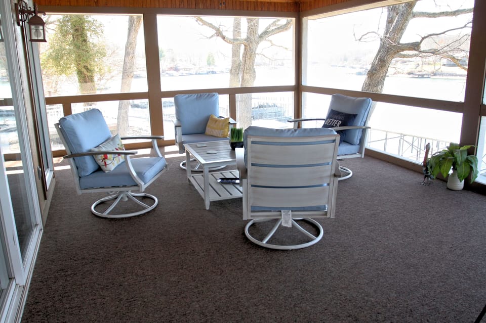 Its the perfect spot for morning coffee or evening cocktails!