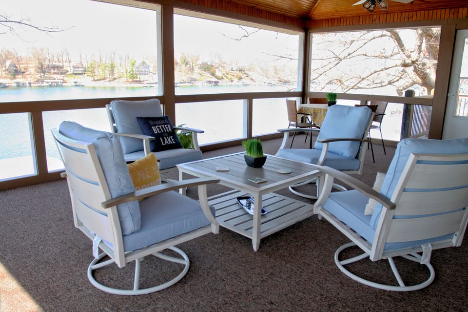 The screened in porch with panoramic view is perfectly peaceful!
